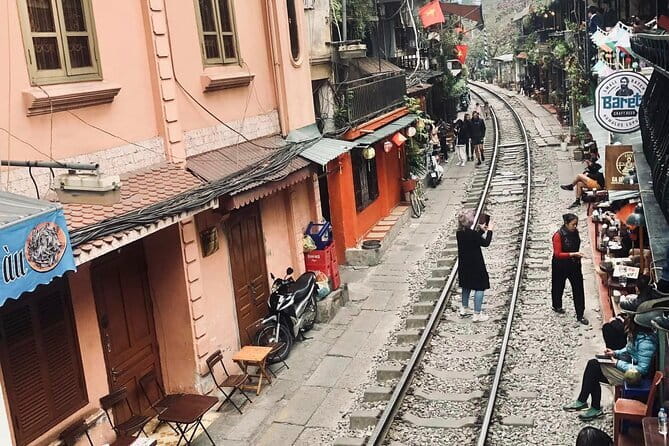 Hanoi City Tour: Private Half Day - Highlights and Train Street - A Smart Half-Day Route for First-Time Hanoi
