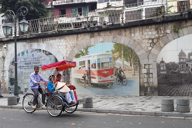 HANOI CULTURAL DISCOVERY TOUR ( "5 in 1" 4 hours - Special Package!) - Meeting at 1 P. Đinh Tiên Hoàng and how the 4 hours really works