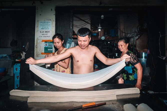 Hanoi Dawn Private Food Tour with 10+ Tastings - Why 4:00 a.m. markets are the smart Hanoi move