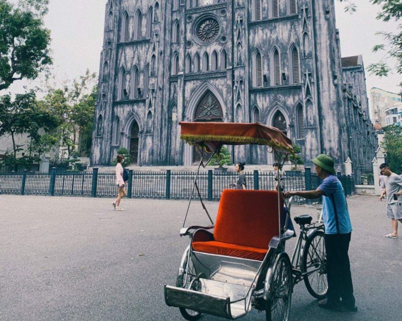 Hanoi: Embark On A Cyclo City View Tour - Ho Chi Minh Mausoleum and B52 Lake: history that feels personal