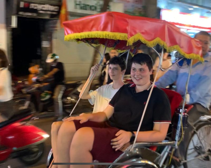 Hanoi: Embark On A Cyclo City View Tour - Street food tasting and drinks: how the meal fits the day