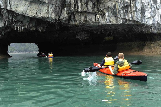 Hanoi Epic tour 6D5N Hanoi - Halong Bay - Ninh Binh - Sapa - Sapa begins with Cat Cat village and an overnight in the mountains