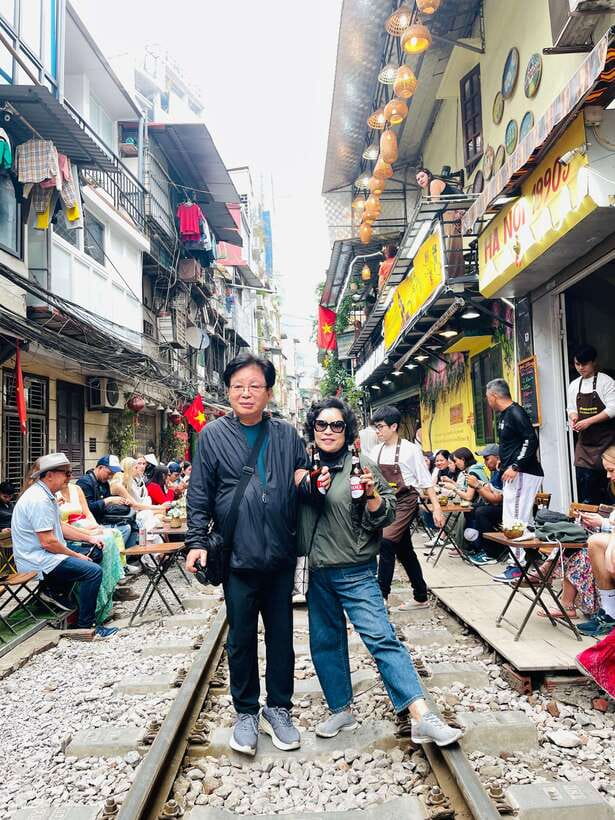 Hanoi Exclusive Craft Beer Bus: Cultural Sightseeing Tour - Key highlights to know before you go