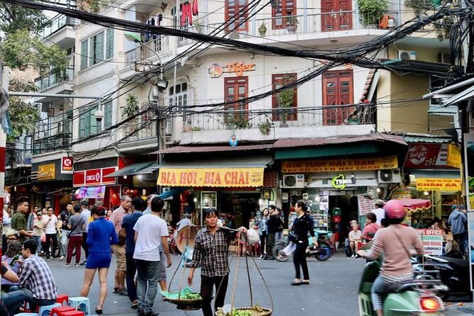 Hanoi Food & Train Street Tour - Key things you’ll notice on this Hanoi Food & Train Street tour