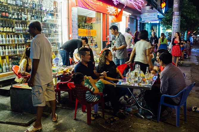 Hanoi Food & Train Street Tour - The Train Street finale: why the timing and viewing spot matter
