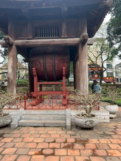 Hanoi Full-Day City Group Tour with Lunch and Guide - Temple of Literature: Vietnam’s first university, made walkable