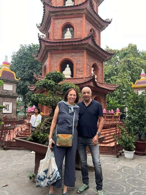 Hanoi Full-Day City Group Tour with Lunch and Guide - Hoa Lo Prison and the Hanoi Hilton: a sobering stop that fits the day