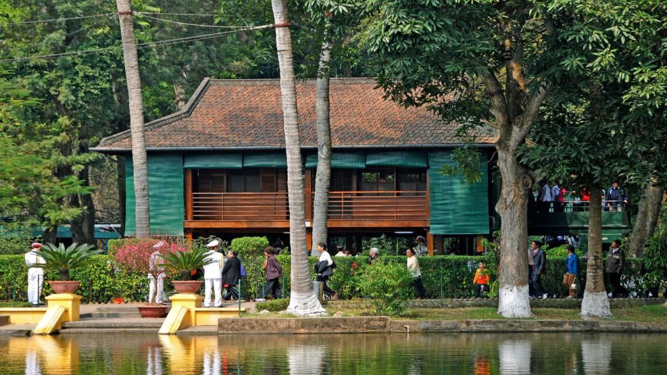 Hanoi: Full-Day City Tour and Water Puppet Show - Ethnology Museum (or Women’s Museum on Mondays) for culture that isn’t just street scenes