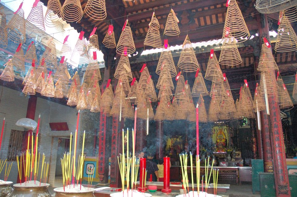 Hanoi: Full-Day City Tour with Lunch and Optional Extras - One Pillar Pagoda and the museum swap logic (Ethnology vs Women Museum)