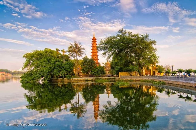 Hanoi: Full-day or Half-day Hanoi City Tour - West Lake’s Tran Quoc Pagoda: A Quiet Start That Sets the Tone