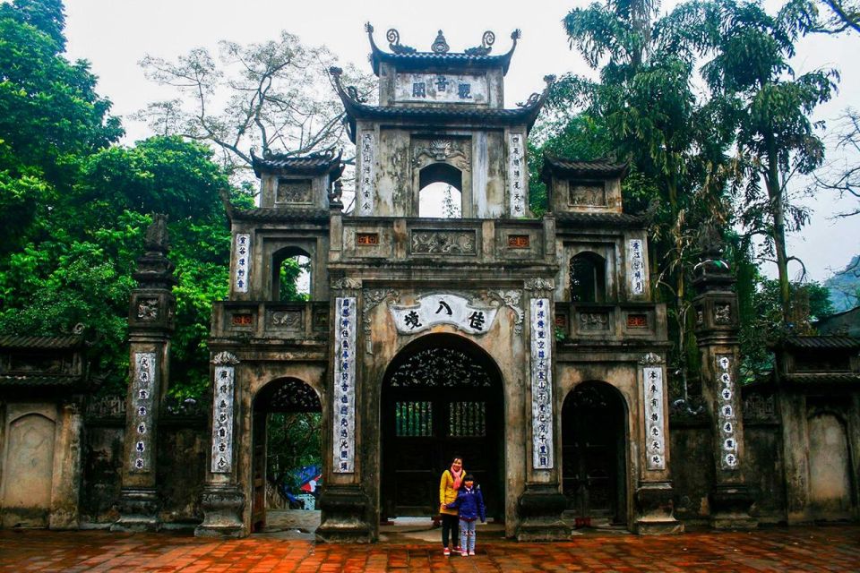 Hanoi: Full-Day Pilgrimage to Perfume Pagoda - Cable car to Huong Tich: faster access to the cave