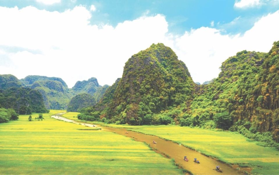 Hanoi: Full Day Tour of Hoa Lu, Tam Coc, and the Mua Cave - Comfort-First Transportation from Hanoi Old Quarter