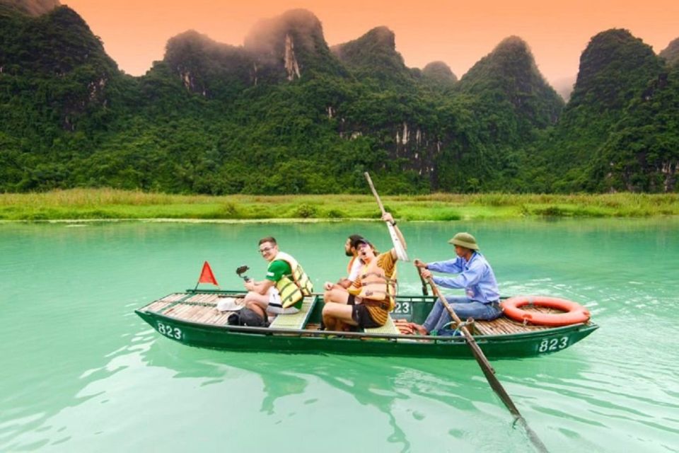 Hanoi: Full Day Tour of Hoa Lu, Tam Coc, and the Mua Cave - Hoa Lu: Visiting the Ancient Capital and Its Royal Temples