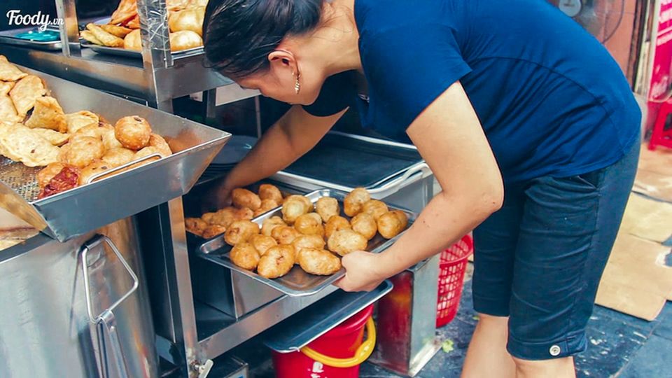 Hanoi: Guided Food Tour with Train Street Visit - What Makes the Guide Portion Matter (Names You Might Hear)