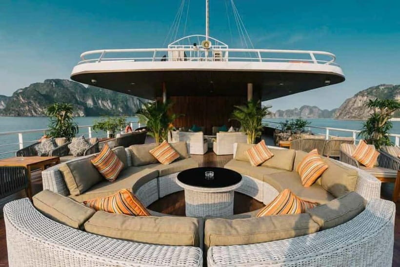 Hanoi/Ha Long: Ha Long Bay Luxury Day Cruise by Catamaran - Pickup Options and Timing: Hanoi Old Quarter vs Ha Long Bay Start