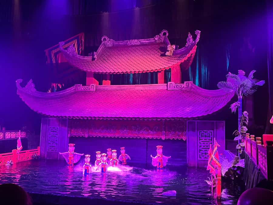 Hanoi: Half-Day City Tour with Thang Long Water Puppet Show - Tran Quoc Pagoda on Golden Fish Island: old Hanoi, quiet water views