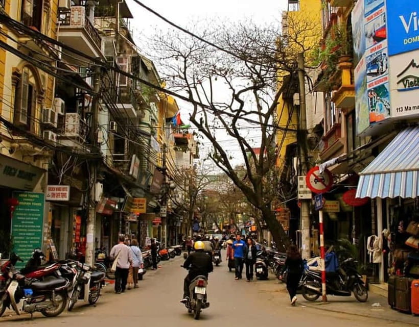 Hanoi Half-Day Guided Walking Tour - Meeting Up and Getting Ready to Walk Like a Local