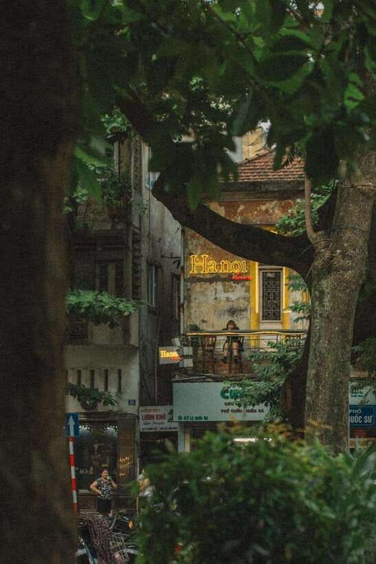 Hanoi: Half-day Private City Tour - Hoan Kiem Lake and Opera House: Symbolic Center Meets French-Era Style
