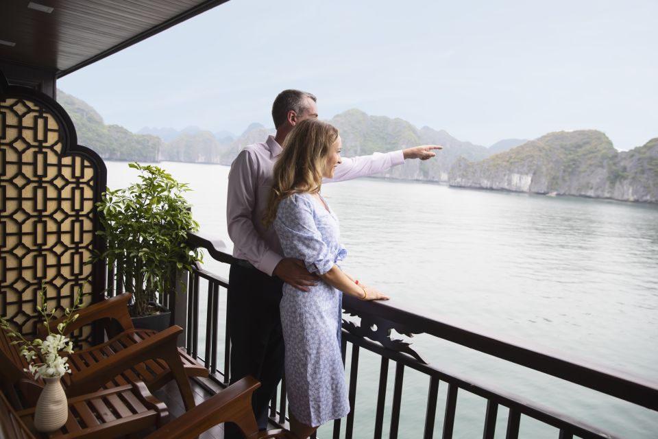 Hanoi: Halong Bay 2-Day 5-Star Balcony Cruise & Bathtub - Brunch, Check-Out, and Back to Hanoi