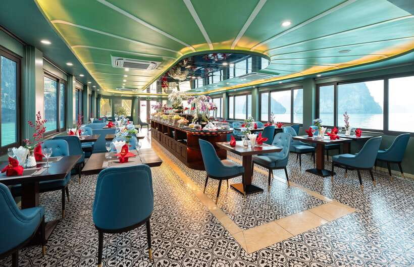 Hanoi: Halong Bay Cruise, Amazing Cave, Titov Island & Kayak - Boarding the cruise: what this “luxury” day feels like