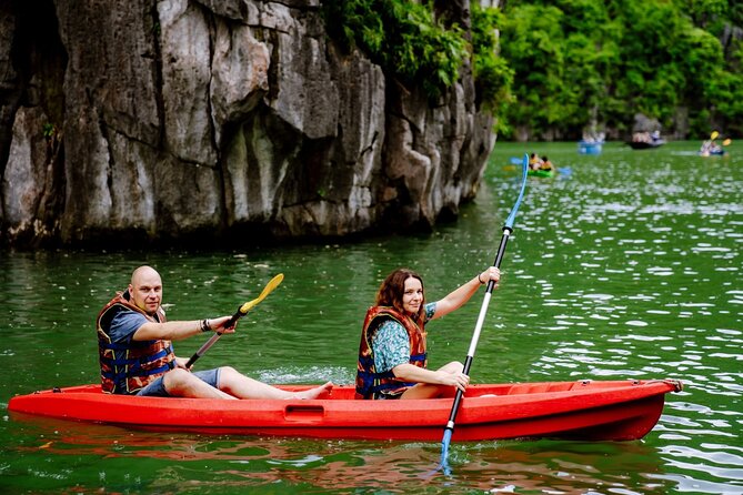 Hanoi: Halong Bay Luxury Option – Titop, Surprise Cave, Kayak - Groups, Comfort, and Why the “Luxury” Label Is About Flow