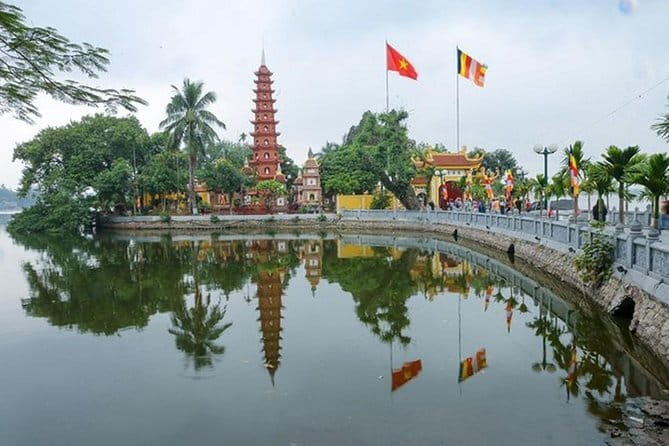 Hanoi Hidden Bites Premium Food Adventure - Food included, extra costs avoided (mostly)