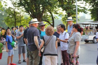 Hanoi Highlights: Full-Day Small Group City Tour with Lunch - Ho Chi Minh Complex: the morning-only reality (and why it matters)