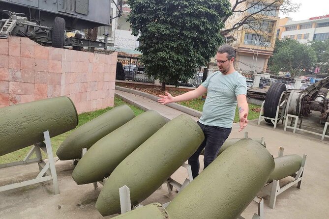 Hanoi Hoa Lo Prison and War museums Tour - B-52 Victory Museum (optional): when wreckage becomes an argument