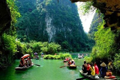 Hanoi - Hoa Lu - Tam Coc - Mua Cave - 1 Day / By Luxury Limousine & Small Group - Luxury Limousine Pickup, Transfers, and the Small-Group Advantage