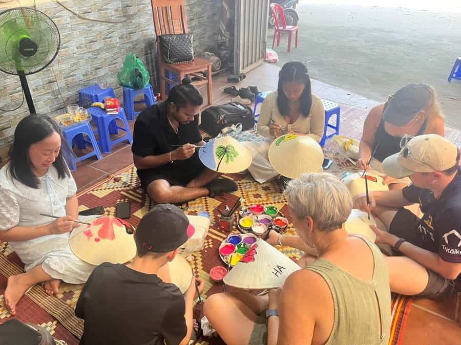 Hanoi: Incense Village, Conical Hat, & Embroidery Tour - Who this tour fits best