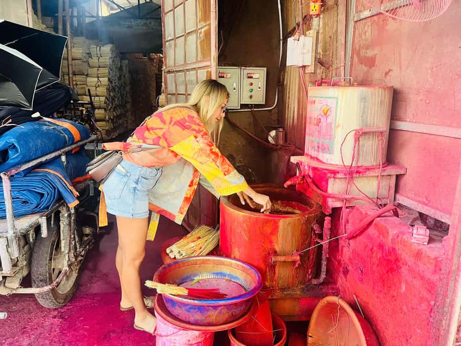 Hanoi: Incense Village, Hat, & Lacquer Artisanal Tour - Price and value: why $16 can feel like a bargain in Hanoi