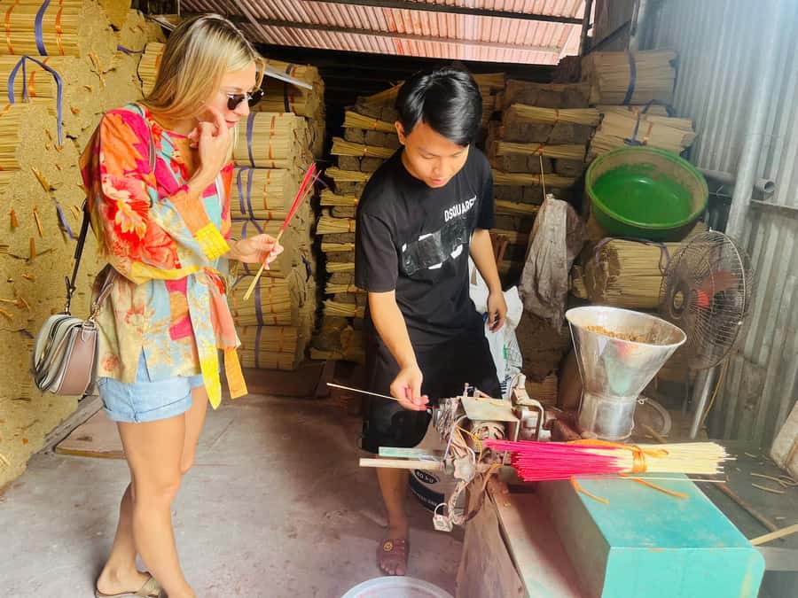 Hanoi: Incense Village, Hat-Making & Ninh Binh, Tam Coc Tour - Should you book this Hanoi: Incense Village, Hat-Making & Ninh Binh, Tam Coc tour?