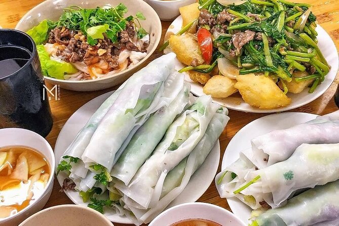 Hanoi Insight City Private Tour - West Lake to Ngu Xa village: pho and banana salad with a view