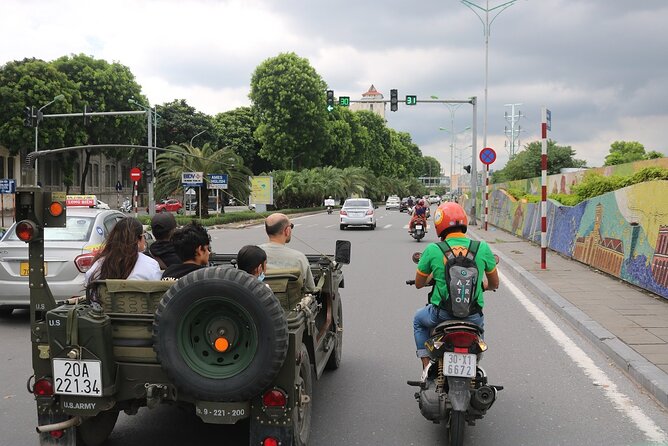 Hanoi Jeep City Tour combine Countryside Train Street, Hidden Gem - Countryside Contrast: The Farmer Visit You’ll Remember