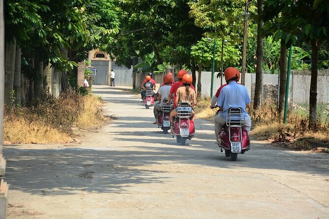 Hanoi Jeep Food Tour Led By Women - Train Street coffee and Bun Cha: the meal that anchors the tour