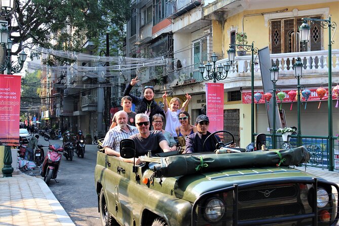 Hanoi Jeep Food Tours Led By Women - Final Stop at Hồ Trúc Bạch: Egg Coffee and a Surprise Dessert