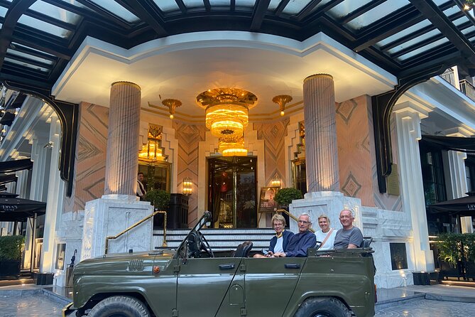 Hanoi Jeep Tour: City Highlights, Train St & Hidden Gems - Ho Chi Minh Mausoleum Area and Tao Sach Pagoda: Power Viewpoints, Quiet Breath