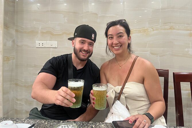 Hanoi Local Fresh Beer and Culinary Tour with Train Street Visit - Stop 1: Hang Bồng for Bun Cha Before the Beers