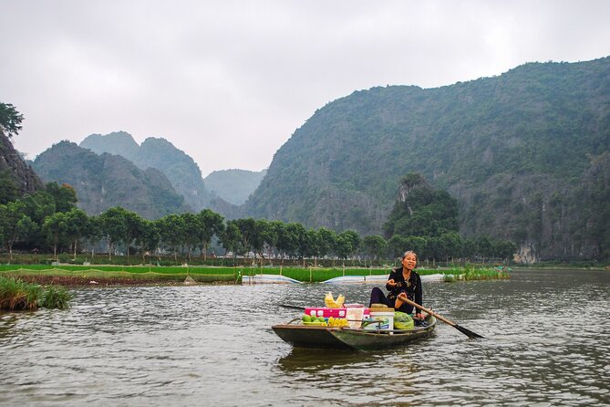 Hanoi: Luxury Small Group Bich Dong, Trang An & Mua Cave Day Tour - From Hanoi Old Quarter to Ninh Binh: the day starts efficiently