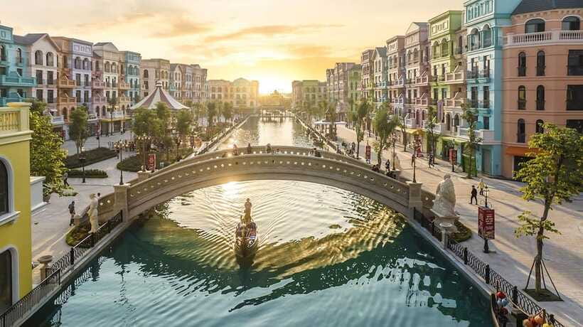 Hanoi: Mega Grand World with Bat Trang Pottery Village - Should You Book? My Take