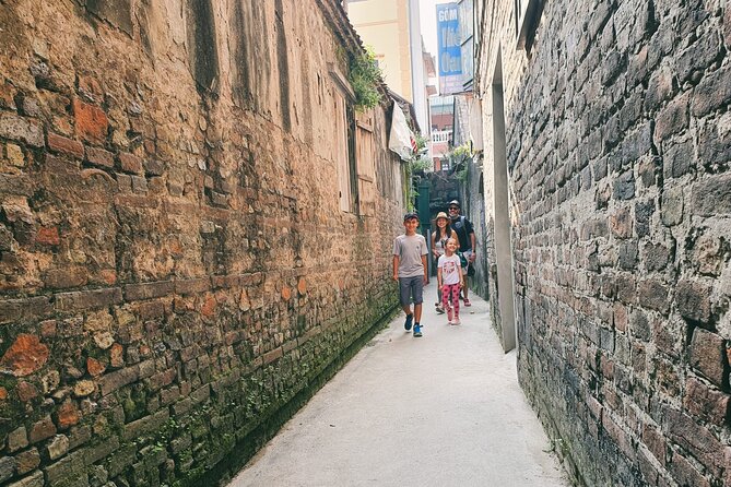 Hanoi Michelin Star Street Food Walking Tour & Train-Street - Bún Chả Đắc Kim and the Michelin-nominated core dishes