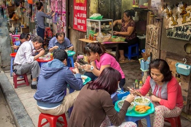 Hanoi Michelin Star Walking Food Tour & Train Street - Egg coffee and the fun factor (yes, it’s part of the experience)