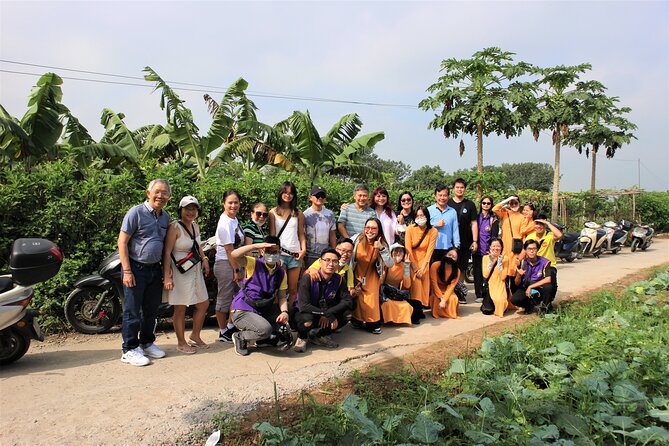 Hanoi Motorbike Tour Led By Women - Huu Tiep Lake and the downed B-52: seeing history in plain view