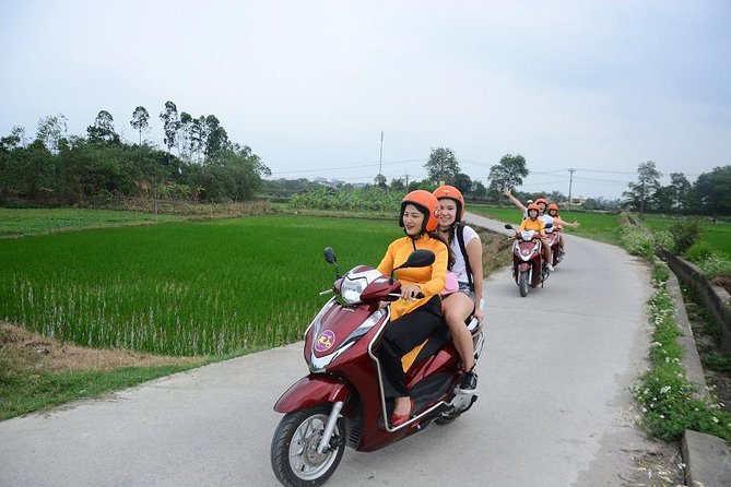 Hanoi Motorbike Tours Led By Women: Hanoi Outskirts & Rural Life - Tea with a local family and village rhythm: what the countryside stops add