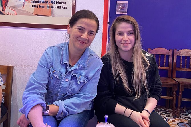 Hanoi Motorbike Tours with Female Riders - The route: Train Street to lakes to war history in one plan