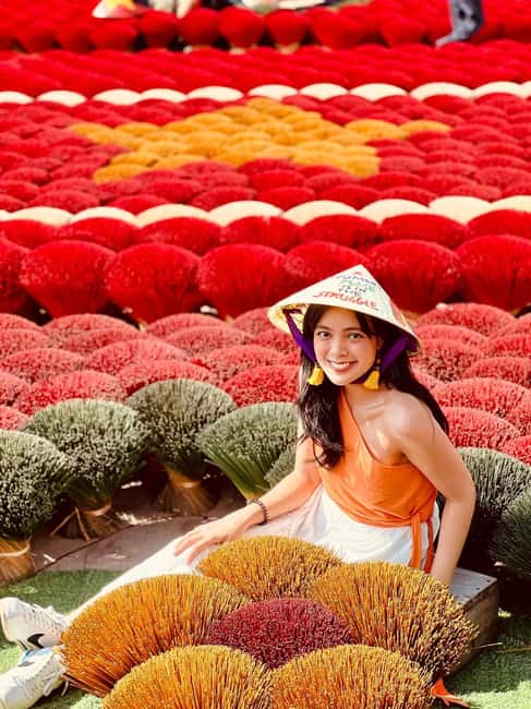 Hanoi Nhan Hien Sculpture Village or Hat and Incense Village - Stone, smoke, and hats: what this Hanoi craft circuit feels like