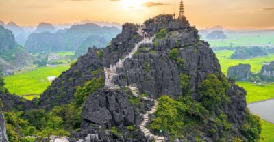 Hanoi: Ninh Binh Day Trip Visit Hoa Lu, Tam Coc & Mua Cave - Hoa Lư Ancient Capital: stepping into Vietnam’s 10th–11th century setting