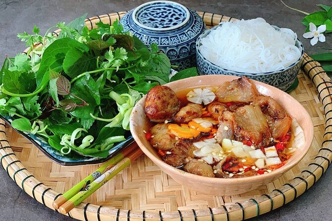 Hanoi Offbeat Jeep Tours - Train Street: the rail-side neighborhood you can’t unsee