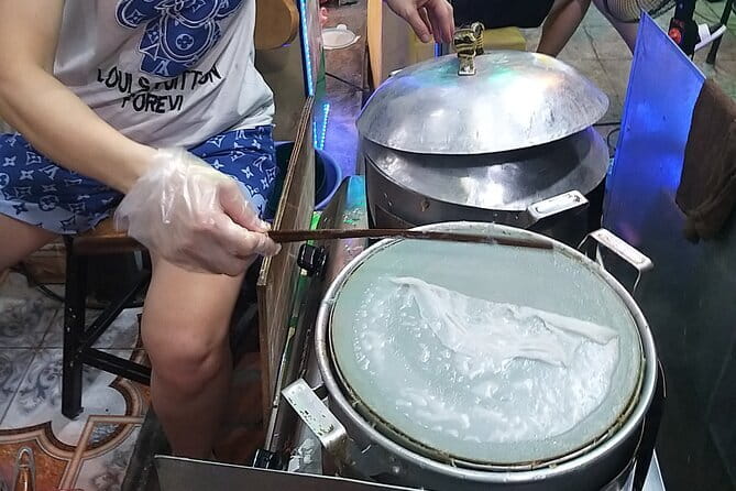 Hanoi Old Quarter Private Street Food Walking Tour - What You’ll Eat: About 8 Dishes, from Savory to Coffee