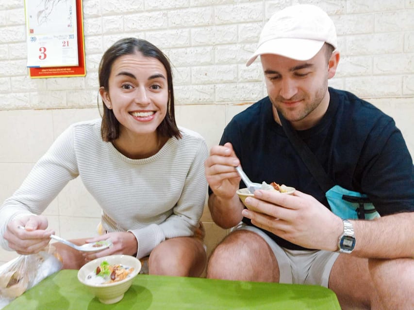 Hanoi: Old Quarter Street Food Walking Tour with 10 Tastings - Walking logistics: how to plan your 3 hours (and not hate it)